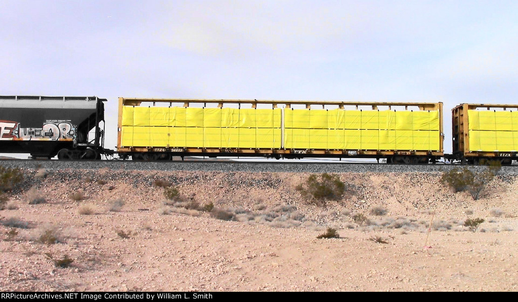 WB Manifest Frt at Erie NV -84